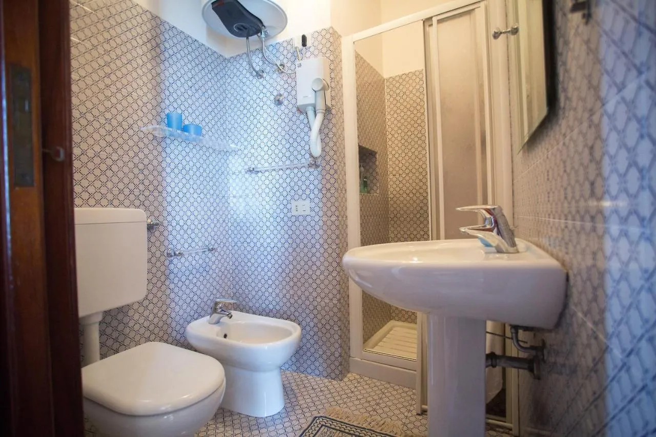 Villa House With Garden And Sea View In Lipari Hébergement de vacances